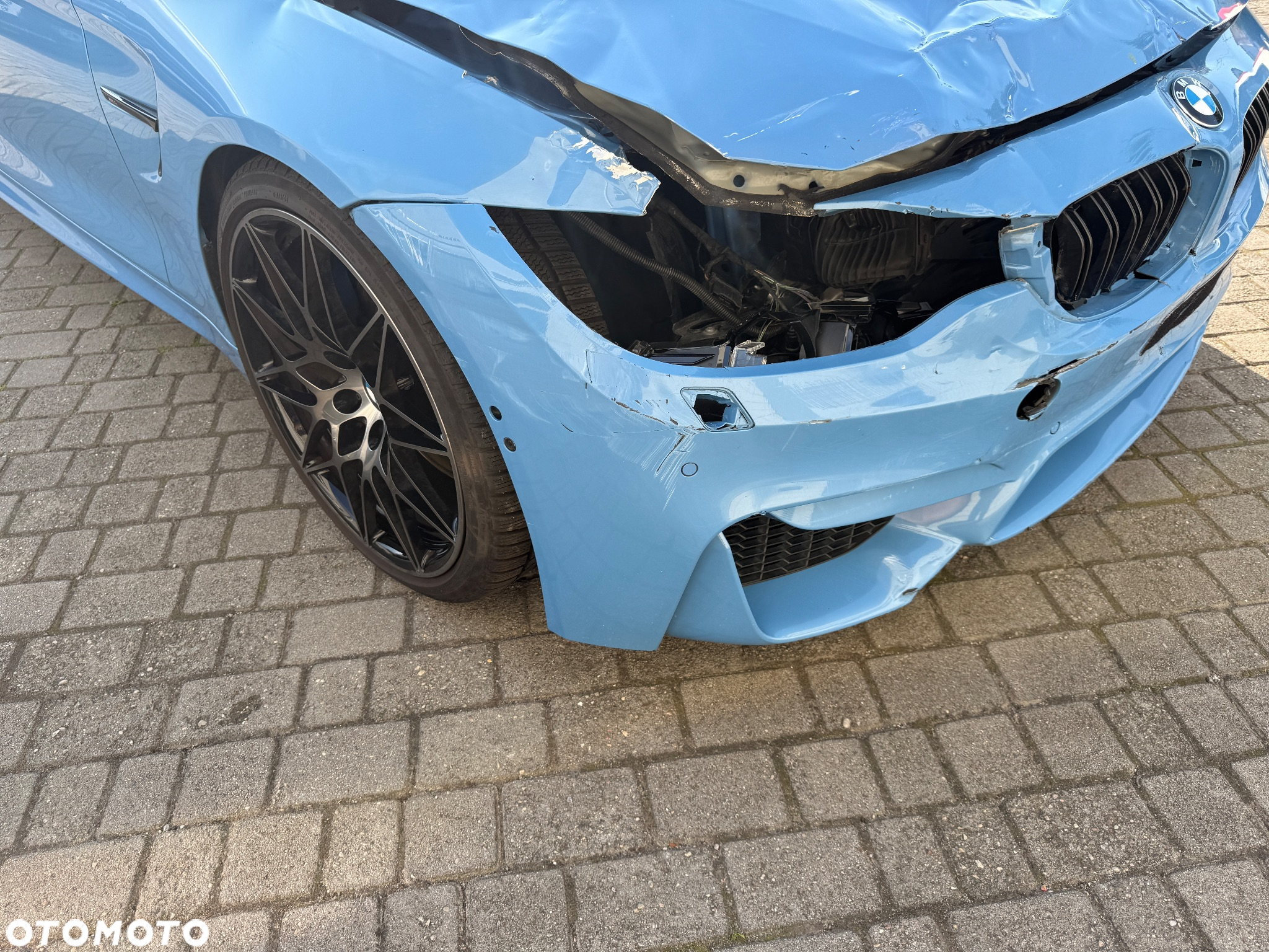 BMW M4 Cabrio DKG Competition - 3