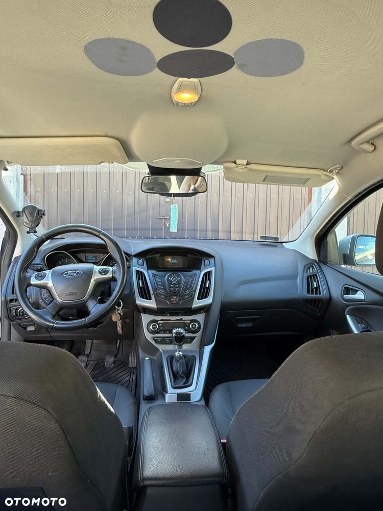 Ford Focus - 17