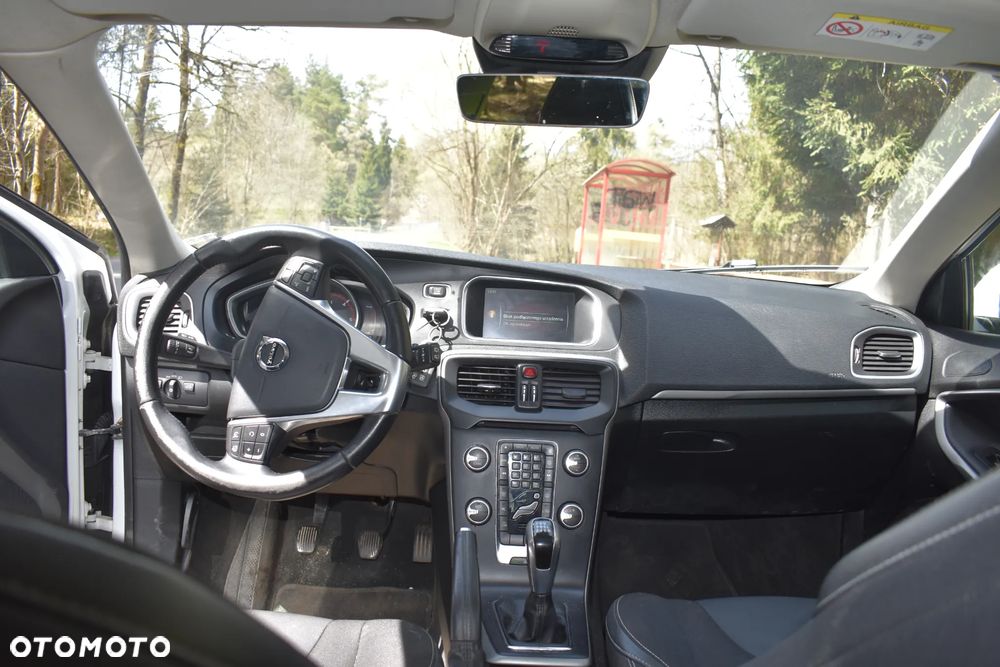 Volvo V40 D2 Drive-E Dynamic Edition - 9