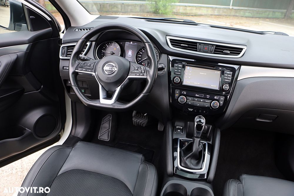 Nissan Qashqai 1.6 DCI Xtronic TEKNA - 14