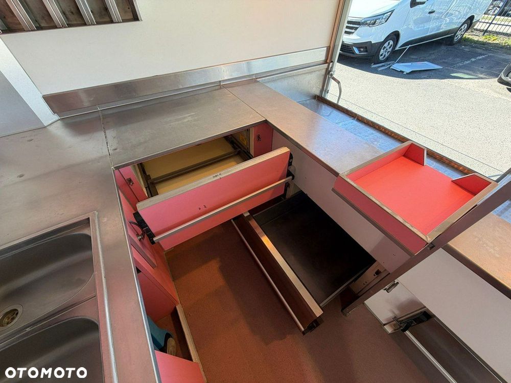 Mercedes-Benz Vario Autosklep Wędlin Gastronomiczny Food Truck Foodtruck sklep Borco - 15
