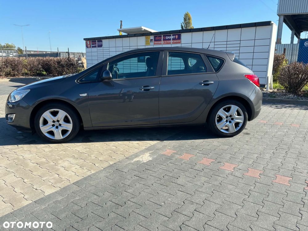Opel Astra - 6