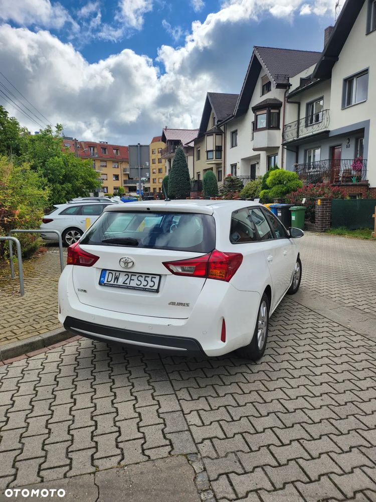 Toyota Auris - 8