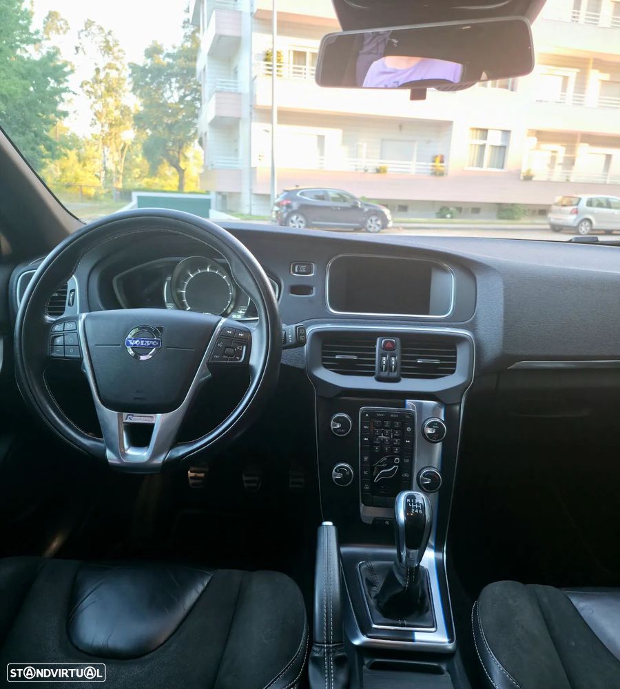 Volvo V40 1.6 D2 R-Design - 10