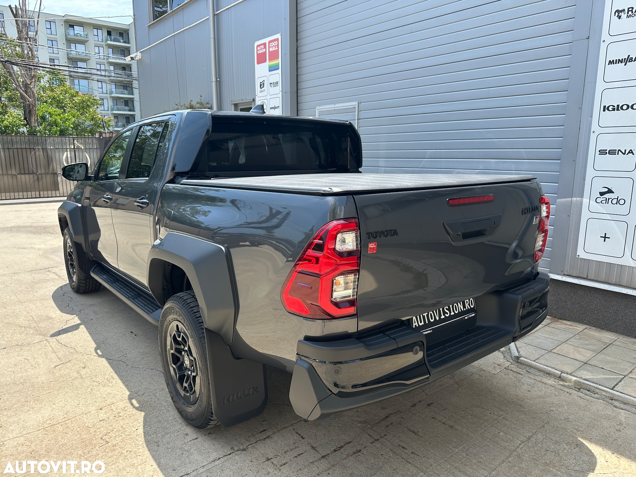 Toyota Hilux 2.8D 204CP 4x4 Double Cab AT GR Sport - 7