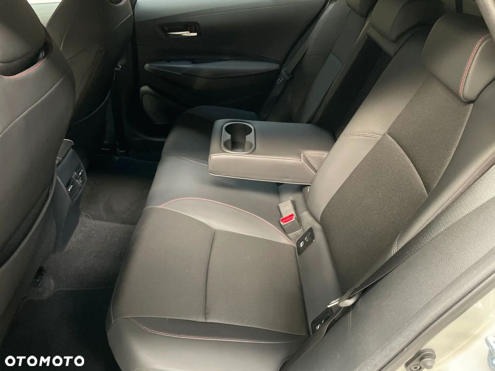 Toyota Corolla 1.8 Hybrid GR Sport - 17