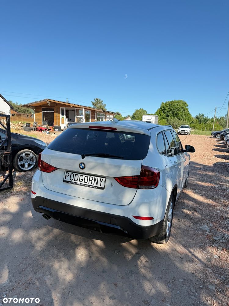 BMW X1 sDrive18i xLine - 10