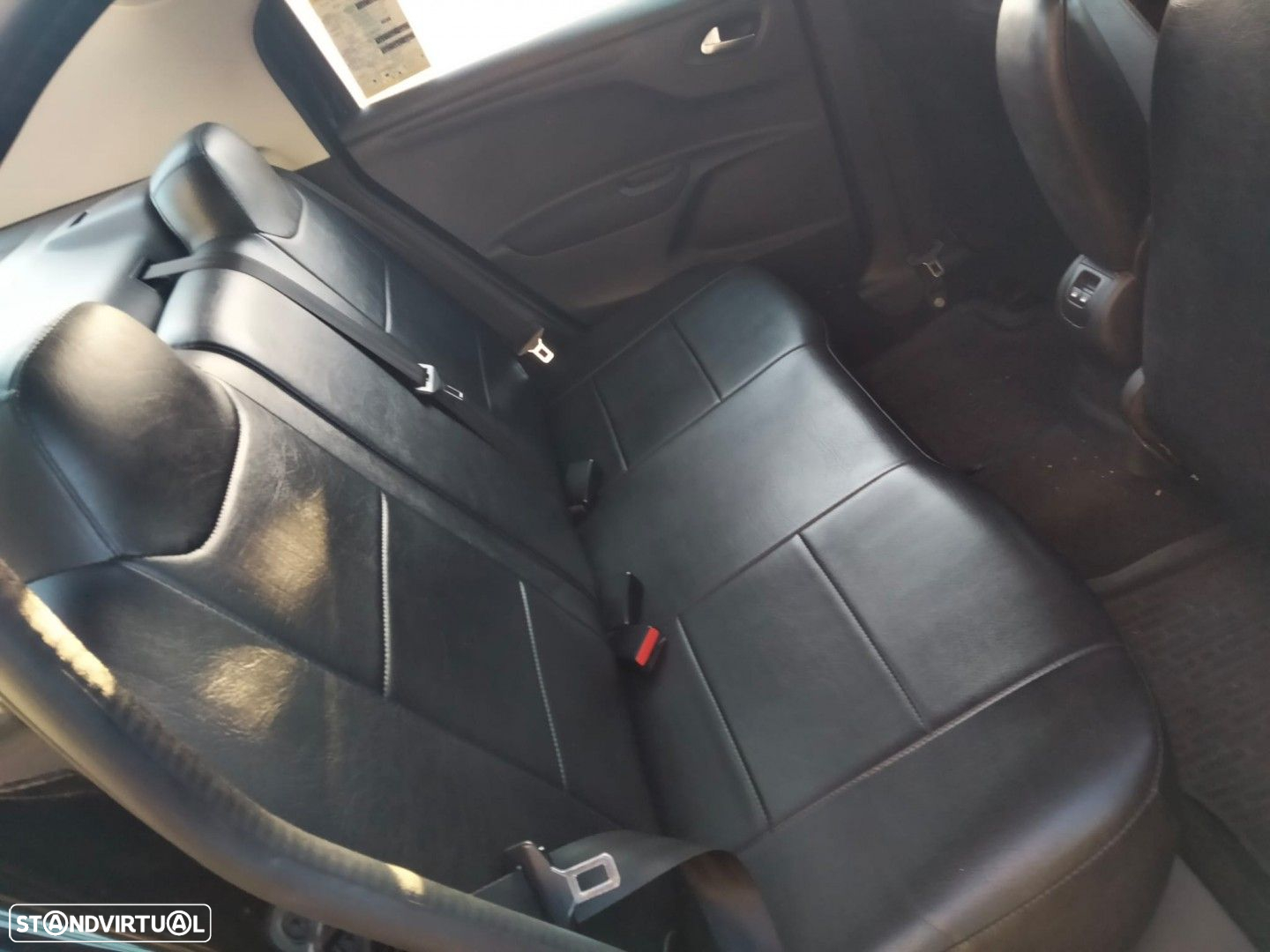 Citroen C-Elysée 1.6 HDI de 2015 disponível para peças 9HJ 9HP - 10