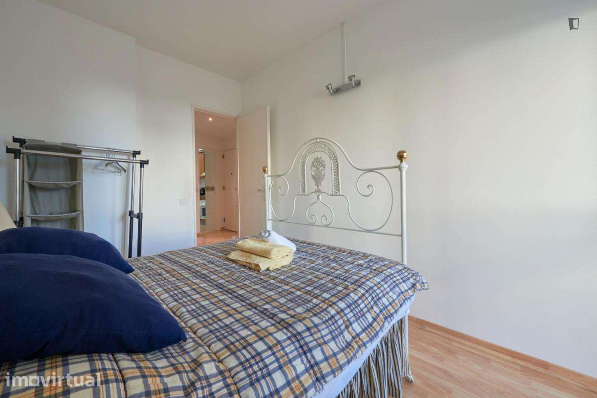 Quarto - localizado em Entrecampos Lisbon - Grande imagem: 3/33