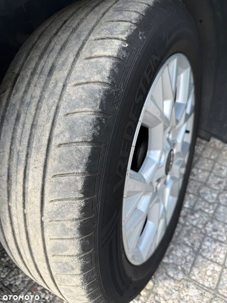 Kia Ceed 1.5 T-GDI L DCT - 11