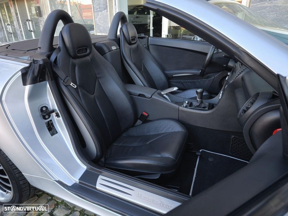 Mercedes-Benz SLK 200 (BlueEFFICIENCY) - 8