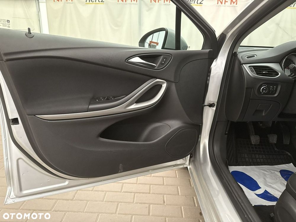 Opel Astra - 11