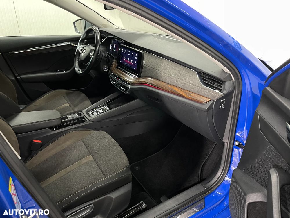 Skoda Octavia 2.0 TDI DSG 4X4 Scout - 10