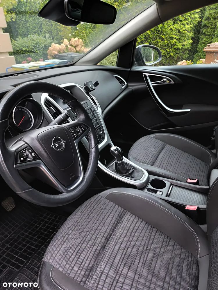 Opel Astra IV 1.4 T Energy EU6 - 2