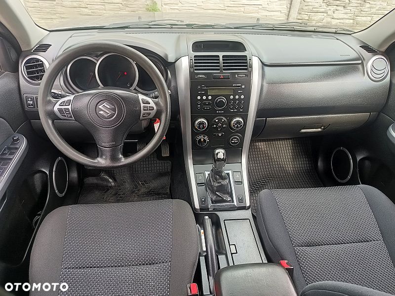 Suzuki Grand Vitara 2.0 TD - 23