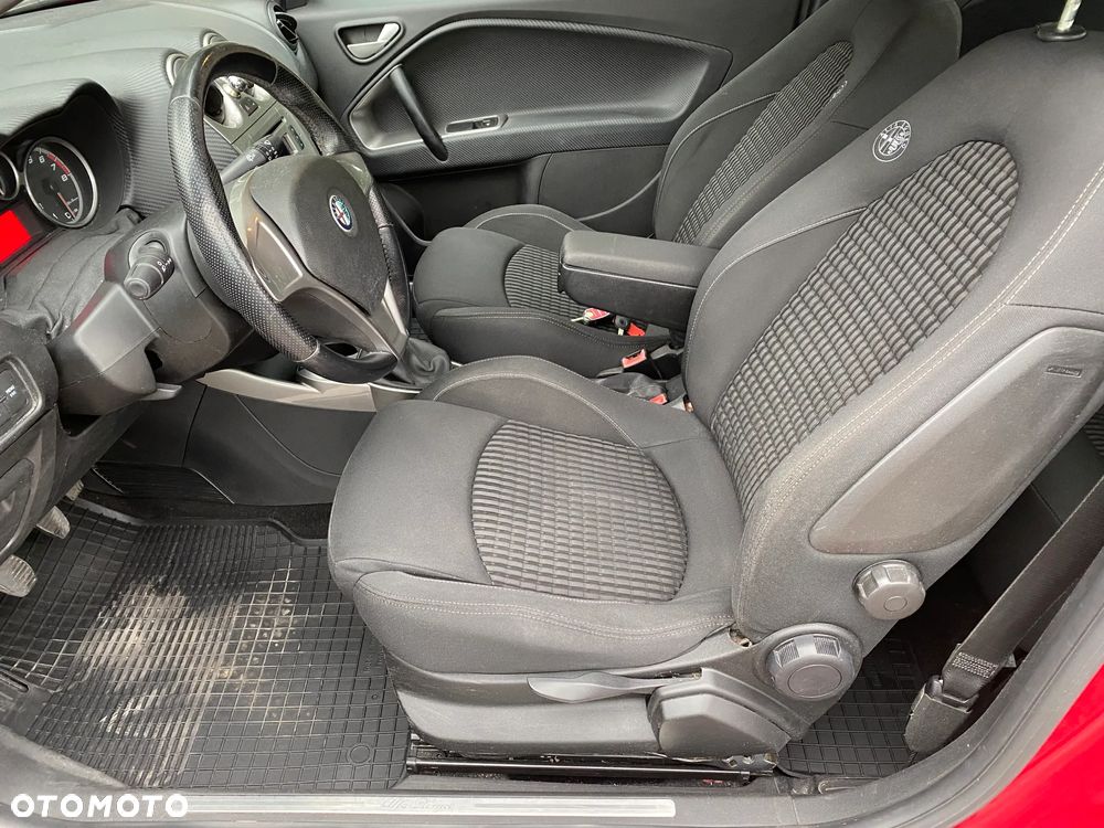 Alfa Romeo Mito 1.4 16V - 17
