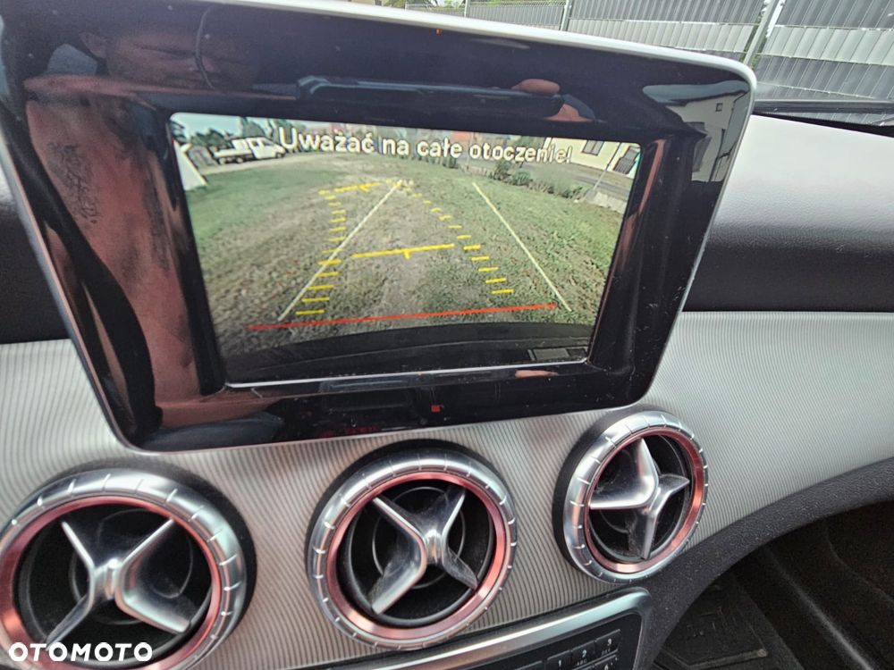 Mercedes-Benz CLA 200 CDI - 19