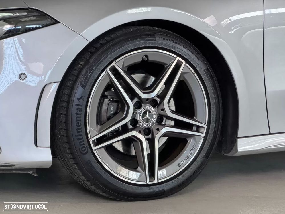 Mercedes-Benz A 200 AMG Line Aut. - 13