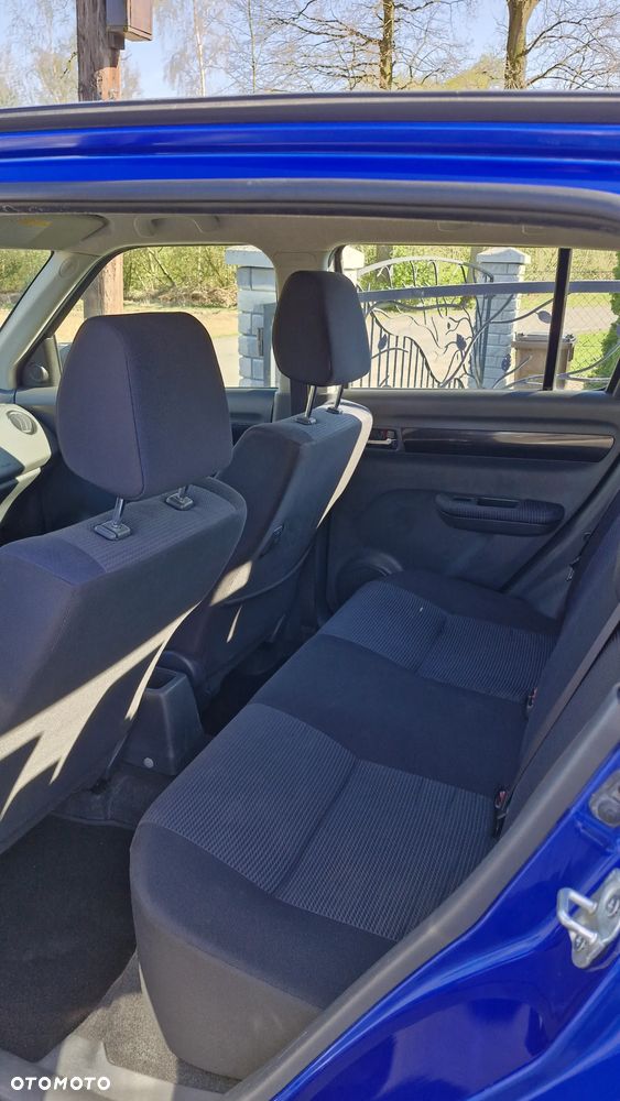 Suzuki Swift 1.3 GS / Premium 4WD - 8