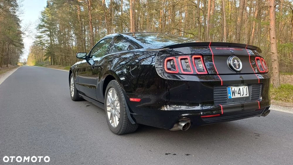 Ford Mustang 3.7 V6 Premium - 5