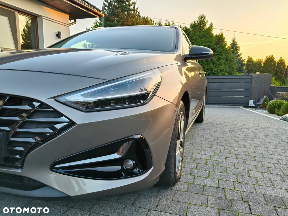 Hyundai i30 1.5 T-GDI 48V Smart - 2