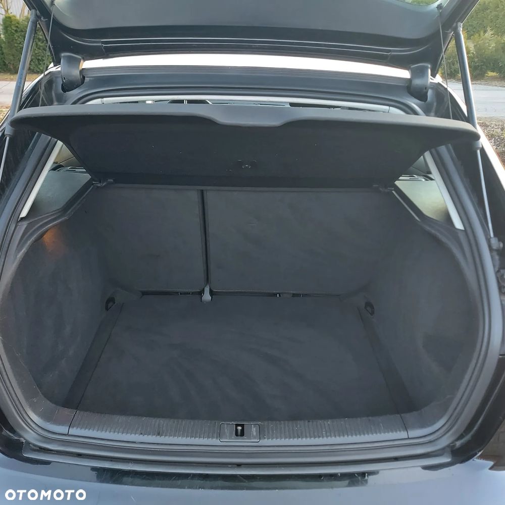 Audi A3 Sportback 1.6 Attraction - 12