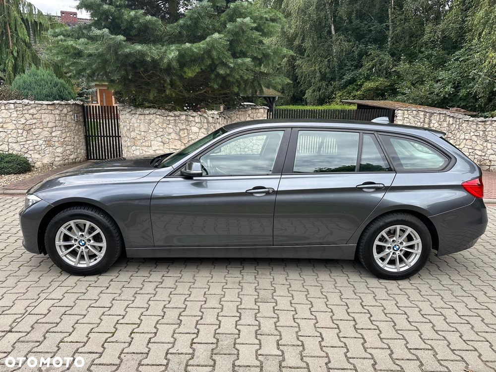 BMW Seria 3 - 17