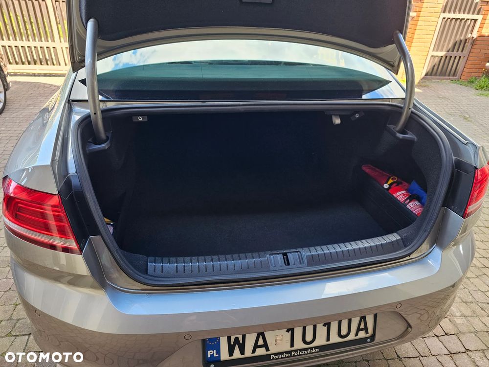 Volkswagen Passat 2.0 TDI BMT Comfortline - 9
