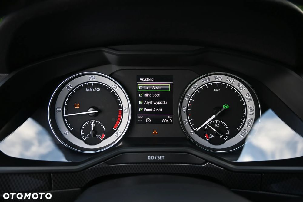 Skoda Superb 2.0 TDI 4x4 DSG Sportline - 40