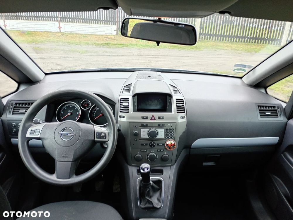 Opel Zafira - 7