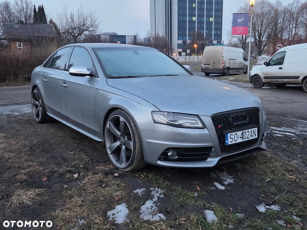 Audi S4 Limousine - 1