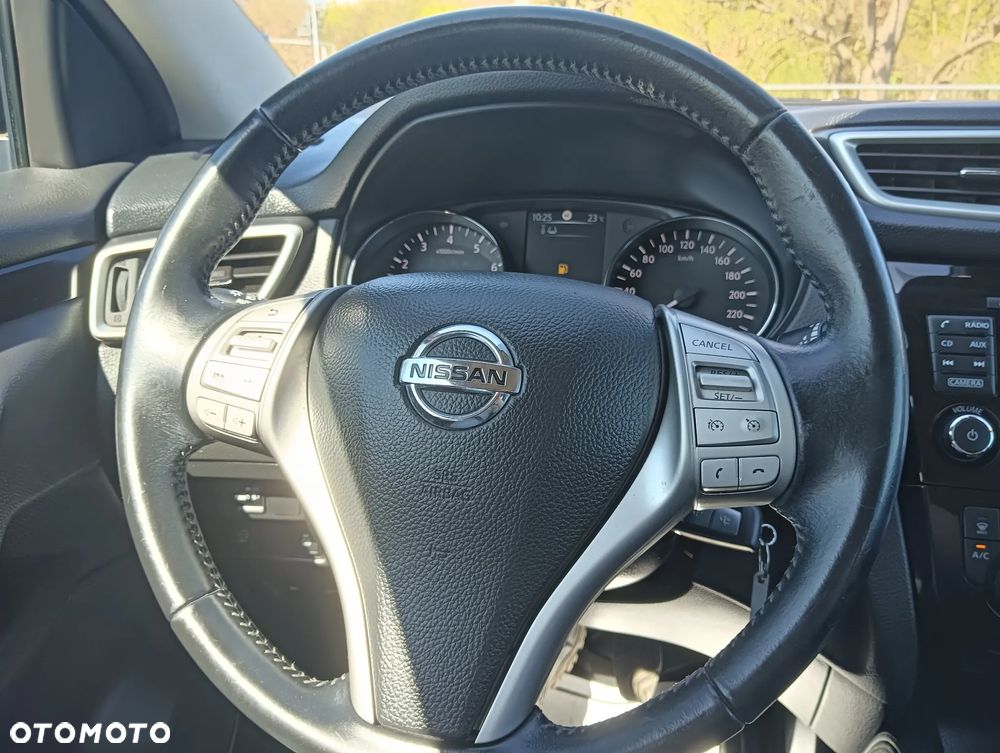 Nissan Qashqai 1.2 DIG-T N-Vision - 36