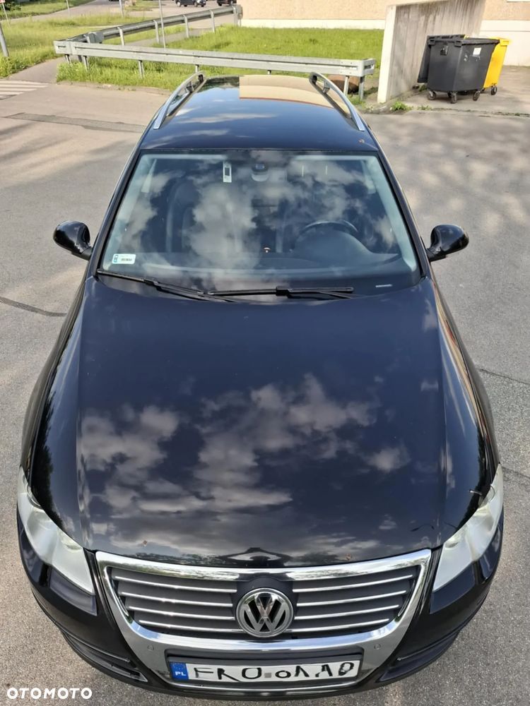Volkswagen Passat 2.0 TDI DPF Highline - 11