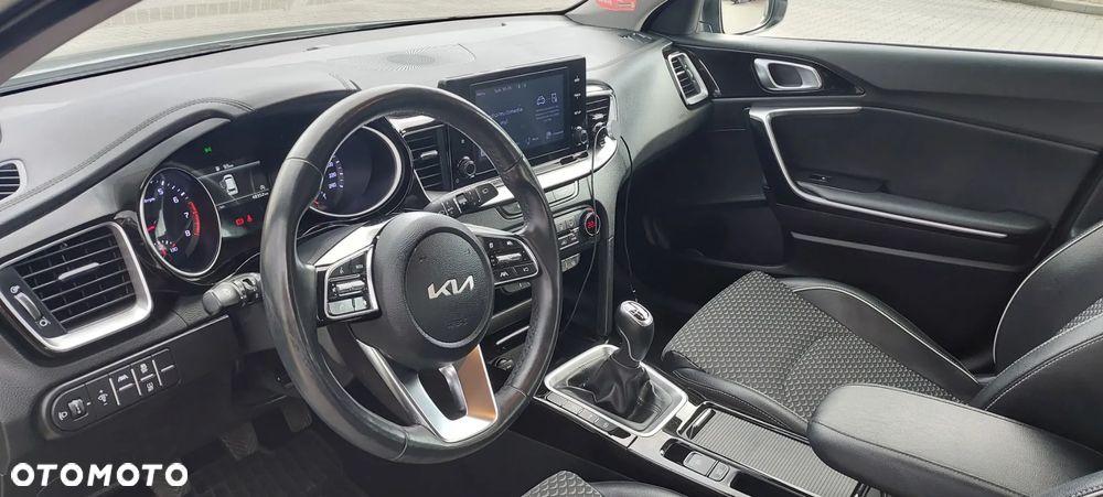 Kia Ceed 1.5 T-GDI L - 8
