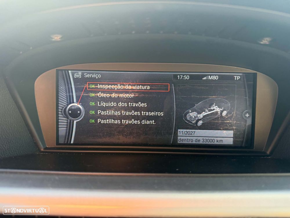 BMW 320 d Pack M - 13