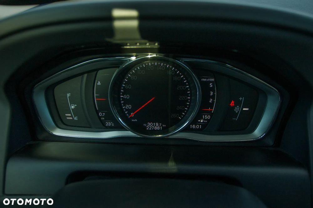Volvo XC 60 D3 Summum - 22
