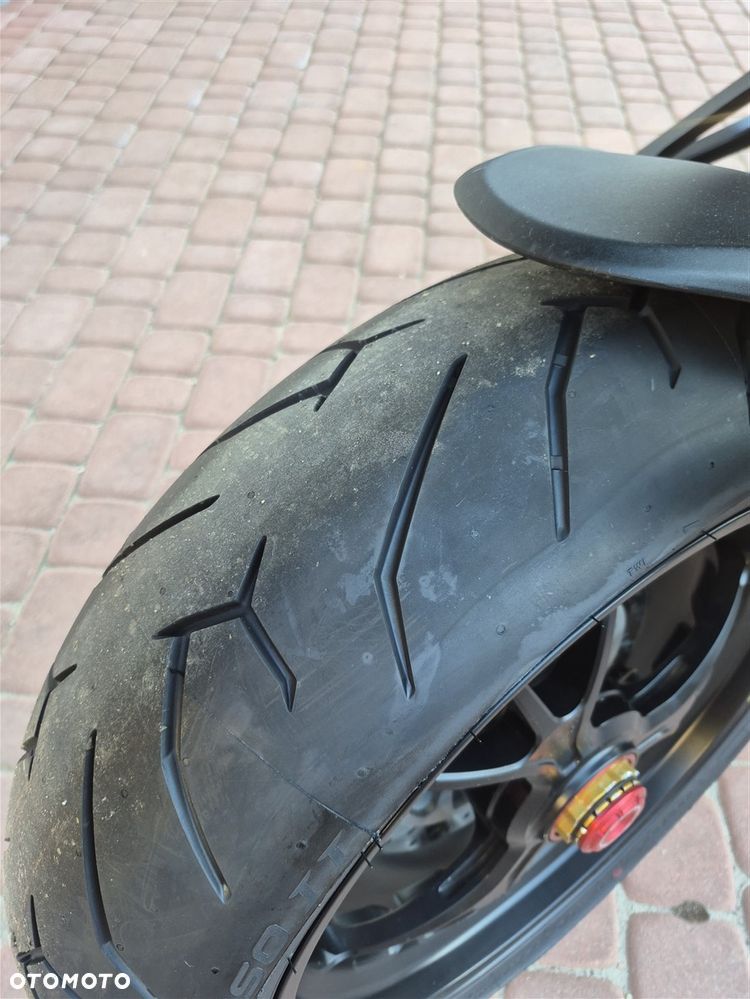 Ducati Multistrada - 17