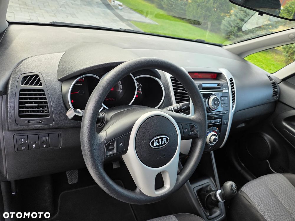 Kia Venga 1.4 CVVT ISG Spirit - 12