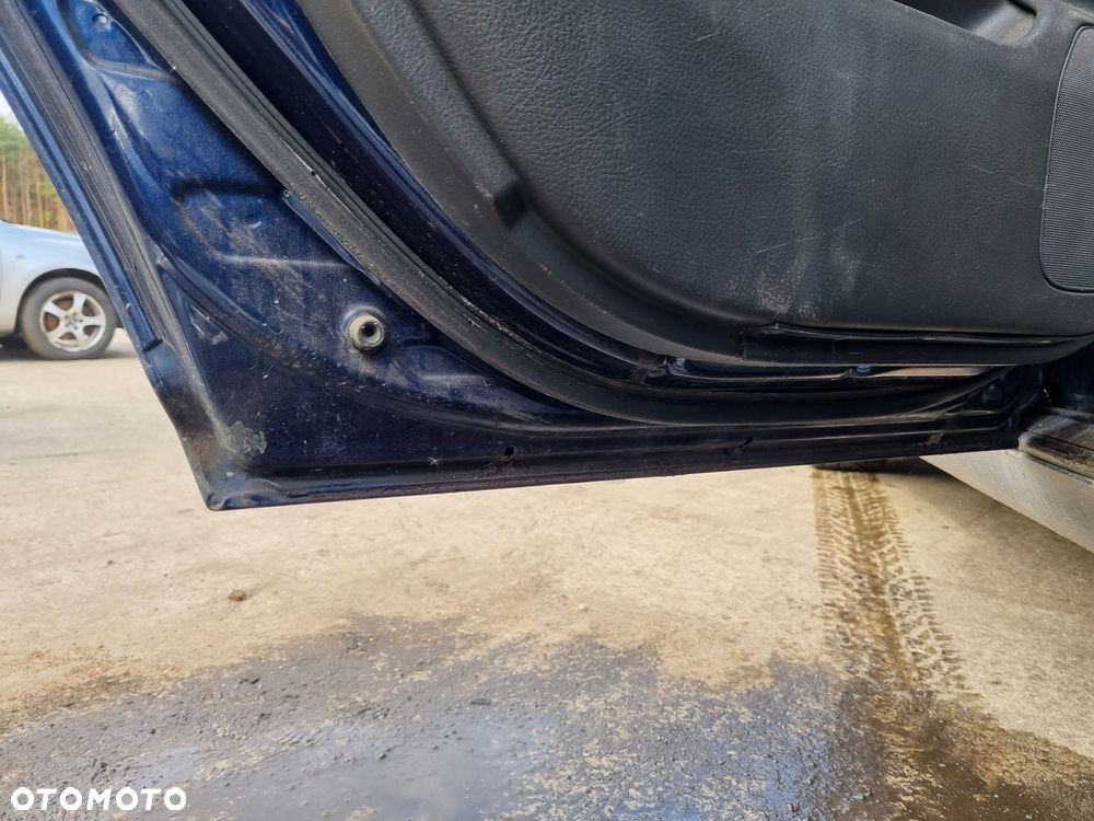 TOYOTA AVENSIS T25 03-06 8P4 KOMBI drzwi lewy tył lewe tylne lt * - 4