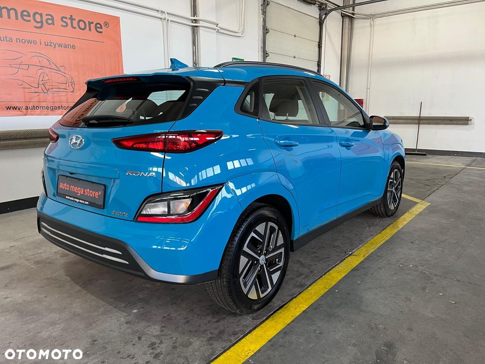 Hyundai Kona - 4