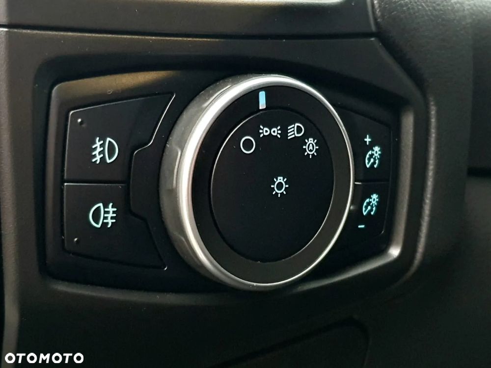 Ford Focus 1.5 EcoBoost Titanium ASS - 27
