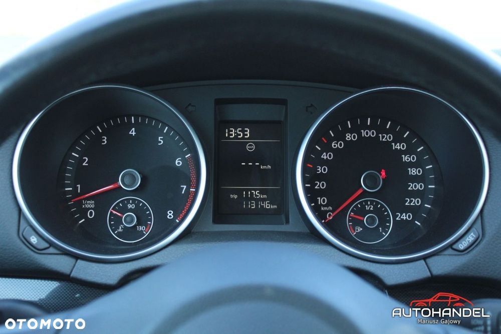 Volkswagen Golf - 10