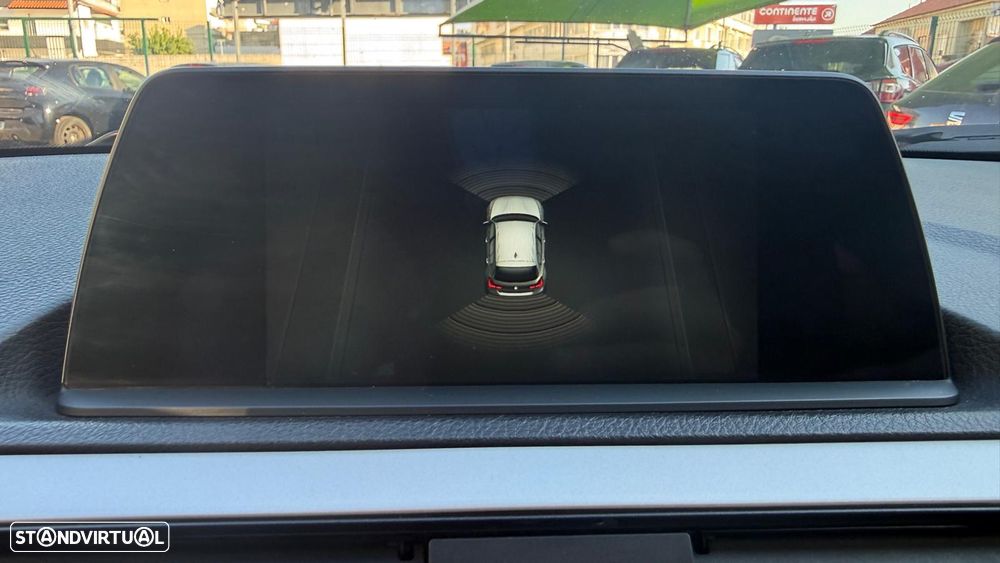 BMW 116 d EDynamics Advantage - 11