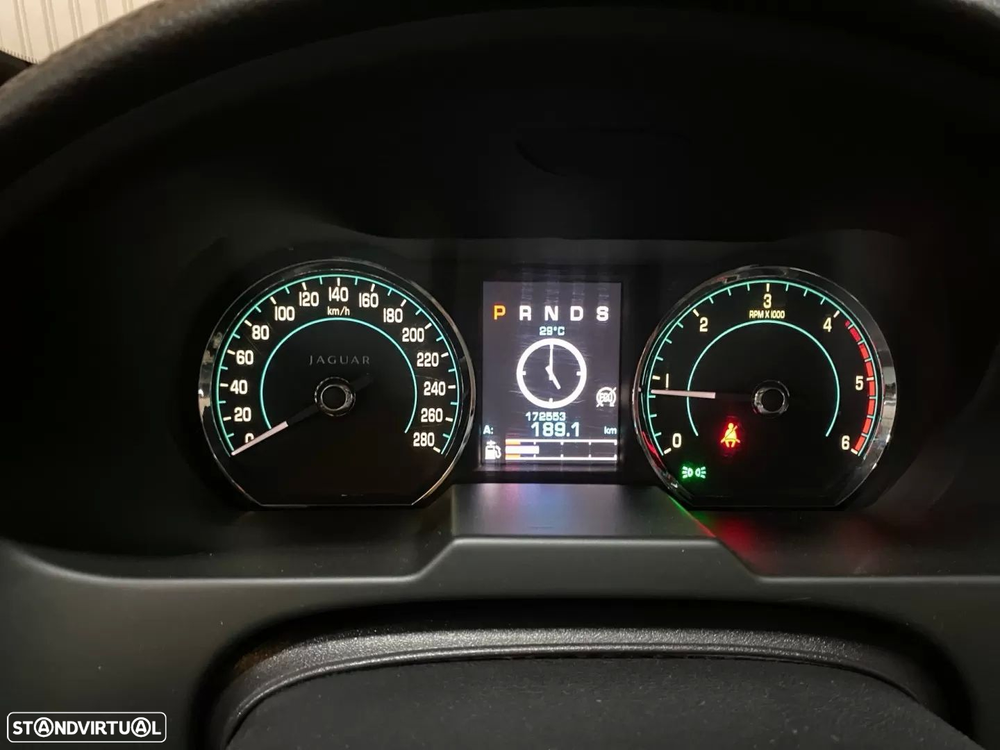Jaguar XF 2.2 D Premium Luxury - 12