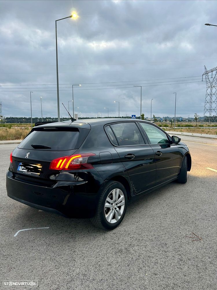 Peugeot 308 1.6 BlueHDi Style - 11