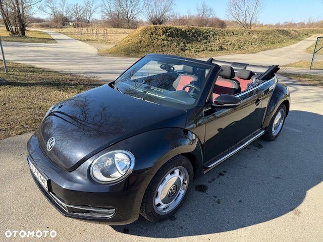 Volkswagen Beetle 1.6 TDI DPF Blue Motion Technologie Design - 11