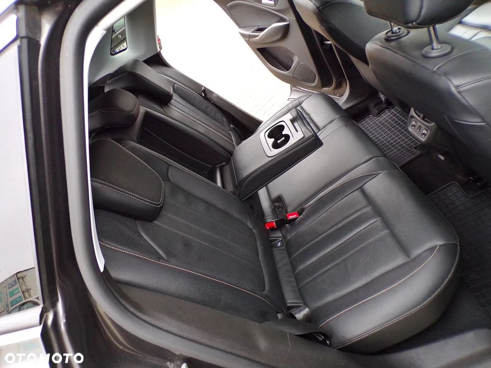 Opel Grandland X 1.2 Start/Stop Elegance - 26