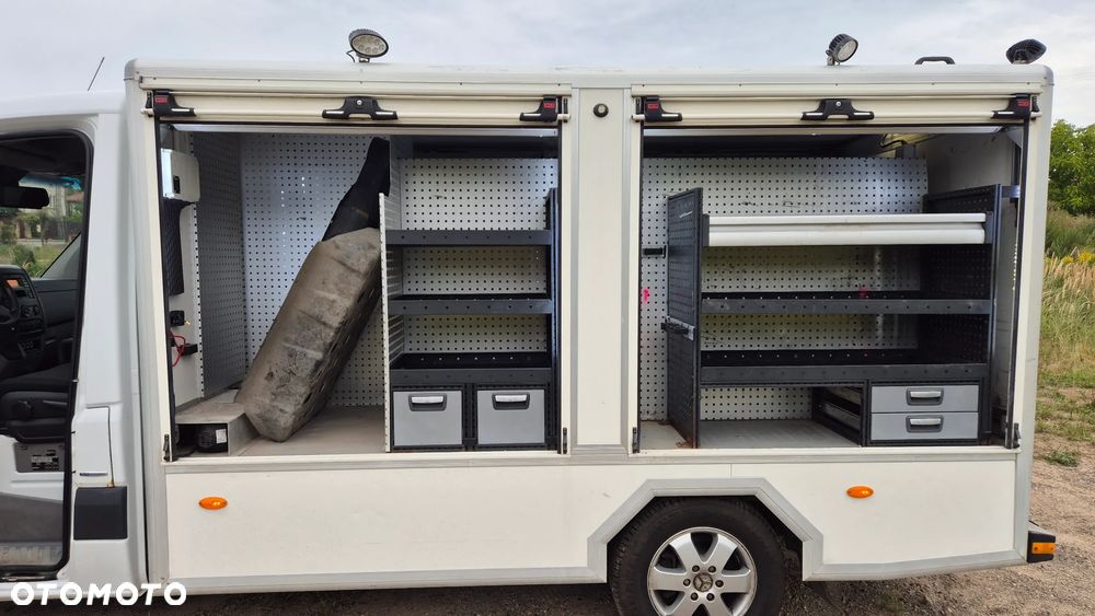 Mercedes-Benz SPRINTER - 10