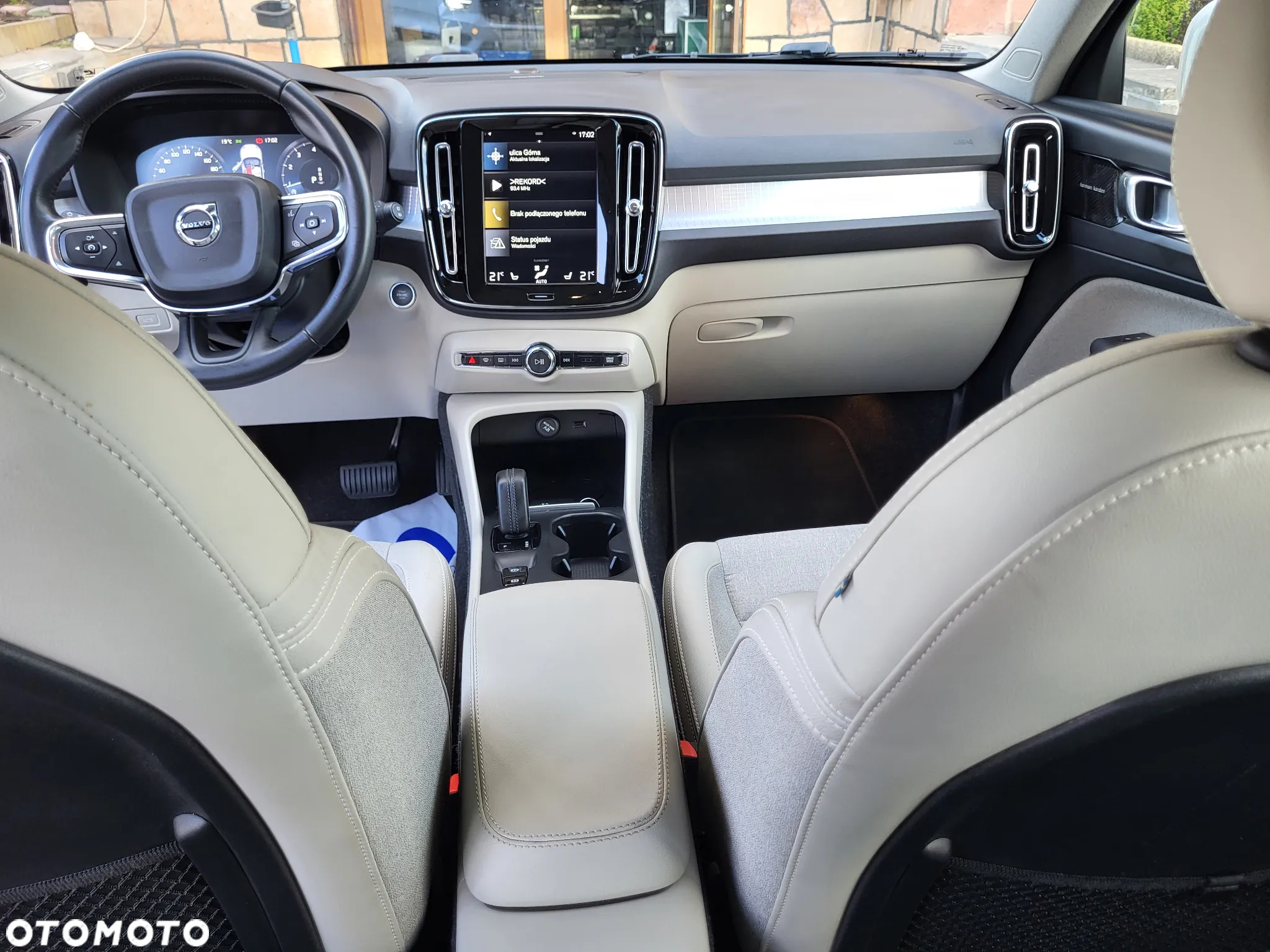 Volvo XC 40 - 20