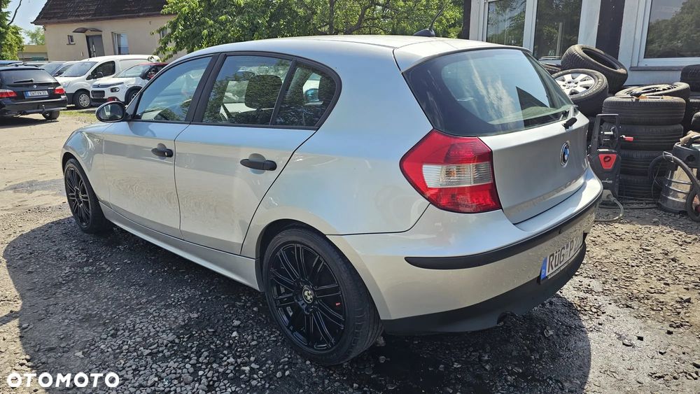 BMW Seria 1 116i - 20